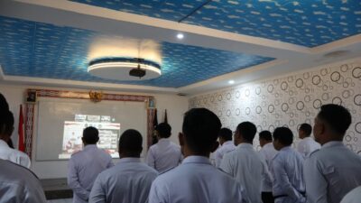 JAJARAN LAPAS NARKOTIKA KELAS IIA PEMATANGSIANTAR LAKSANAKAN APEL BERSAMA AWAL TAHUN 2025   