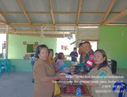 Babinsa Koramil 10/Tanah Jawa Hadiri Pembagian BLT Dana Desa di Nagori Saribu Asih